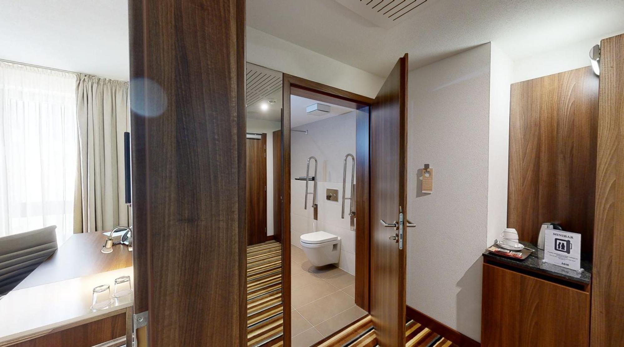 Business Hotel Astrum Laus Левице Экстерьер фото
